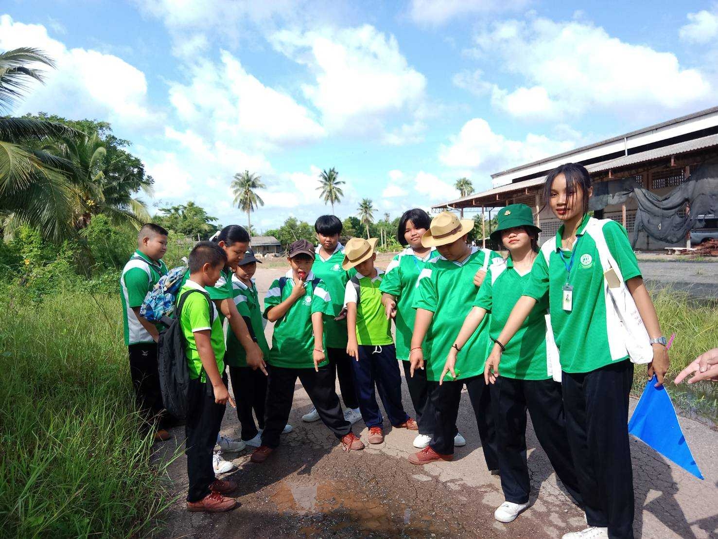 あいおいバンコクがタイの学校で「ぼうさい探検隊」を実施